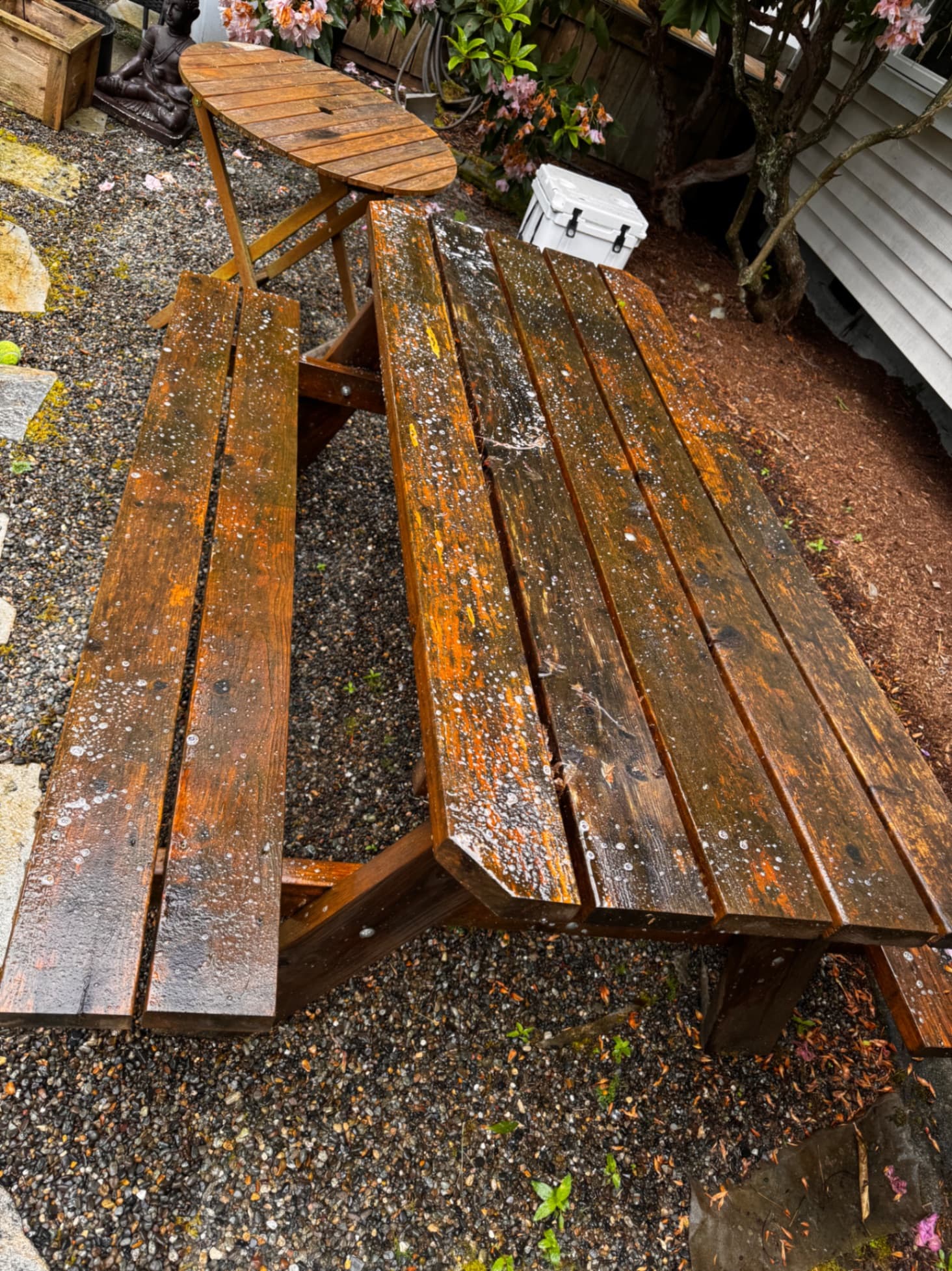 Patio Furniture Cleaning — Before - Patio Furniture Cleaning in King County WA — before